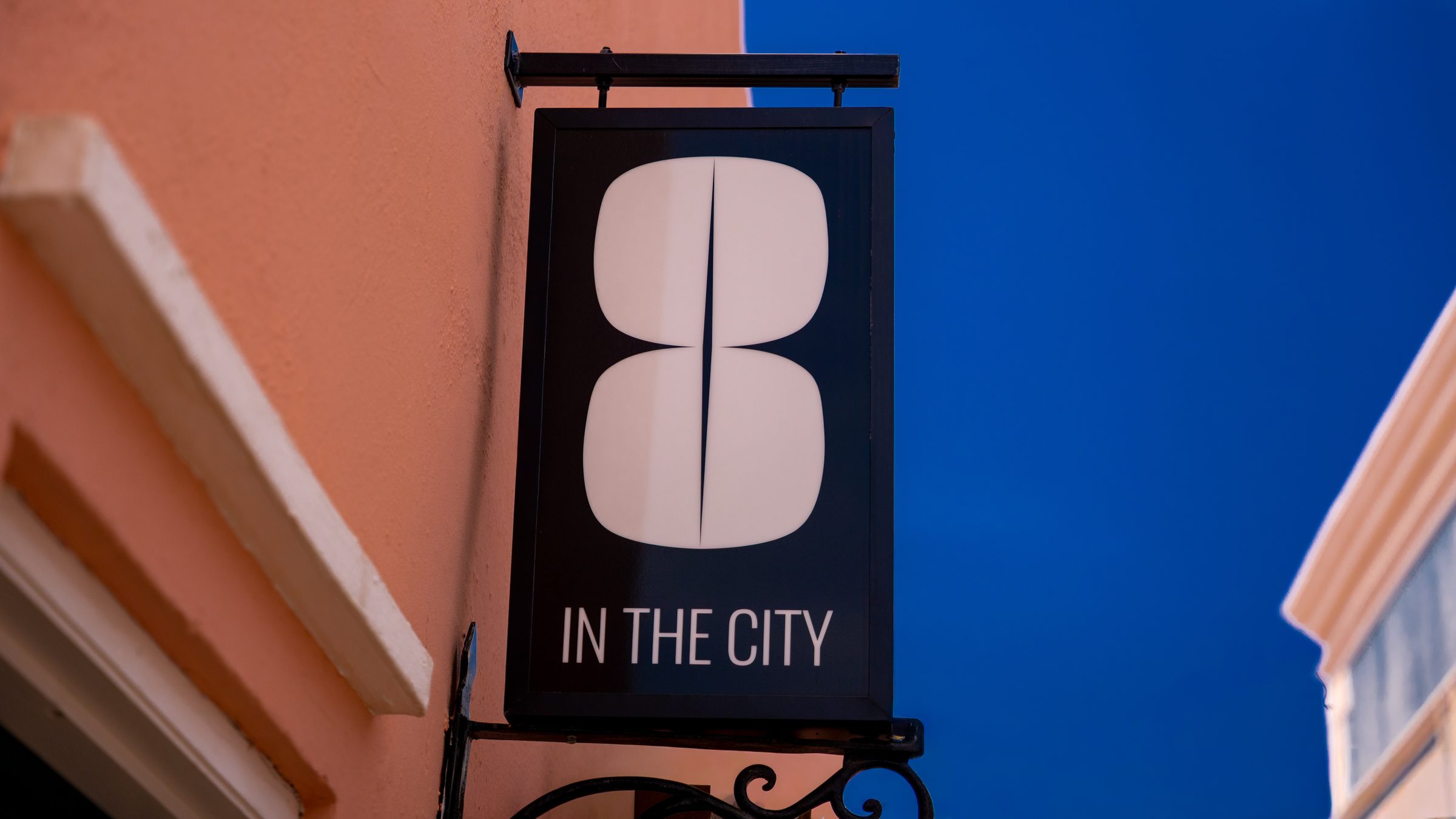8 IN THE CITY photo 5