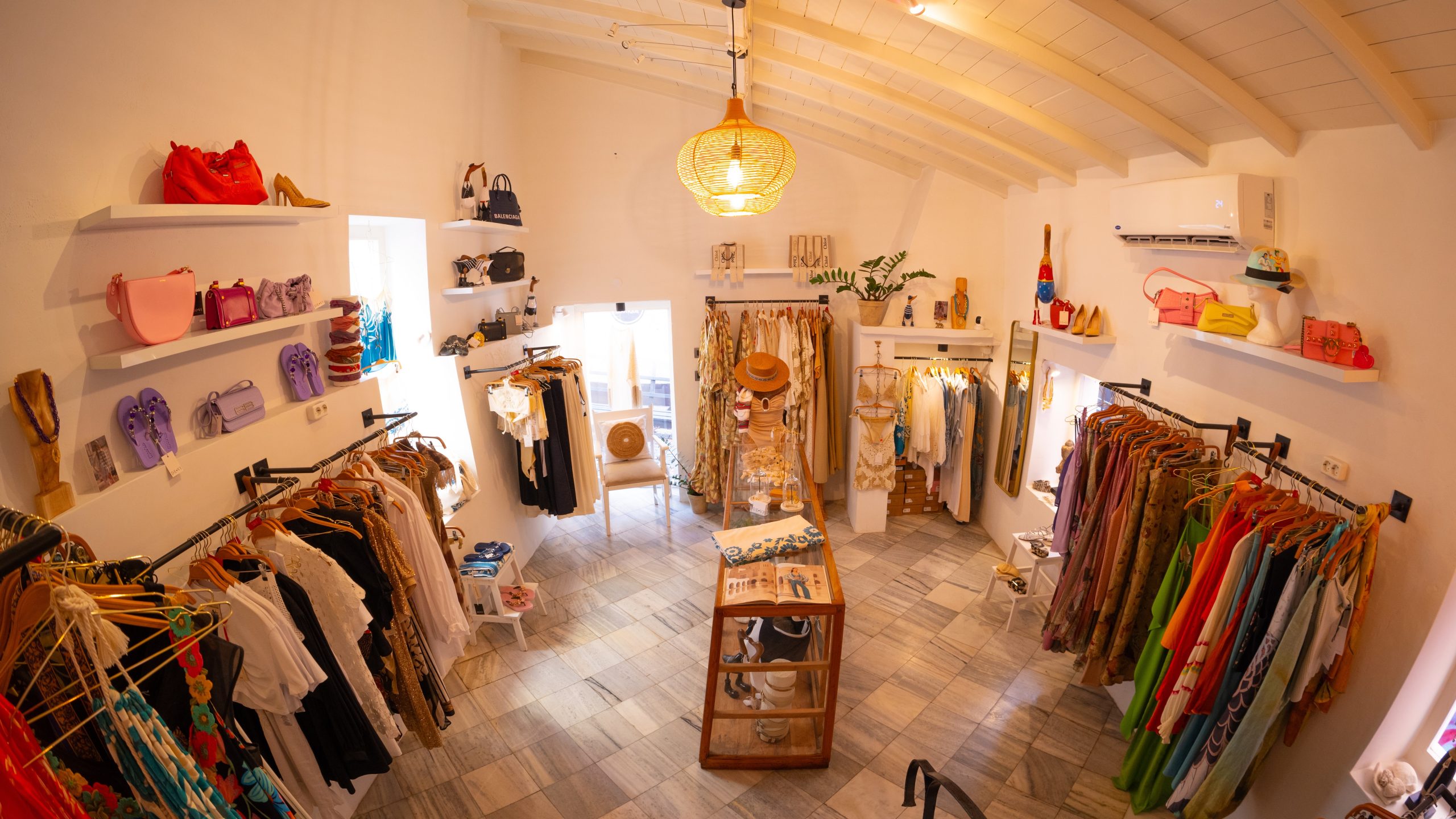 DE·VI CLOTHING AND MORE photo 11